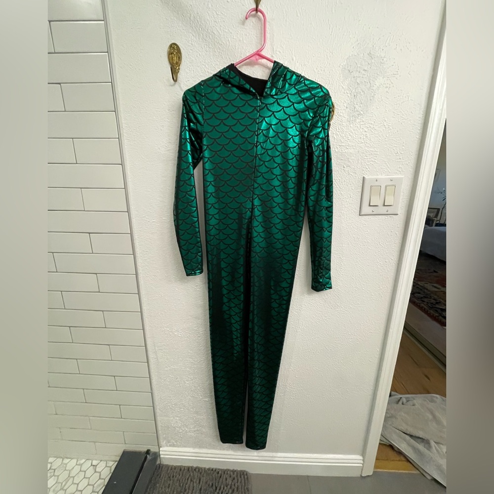 Hooded adult onesie with shimmery emerald scales
